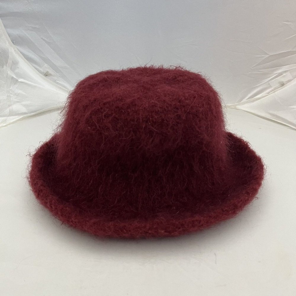 Vintage Women's Fuzzy Cloche Hat in Burgundy
